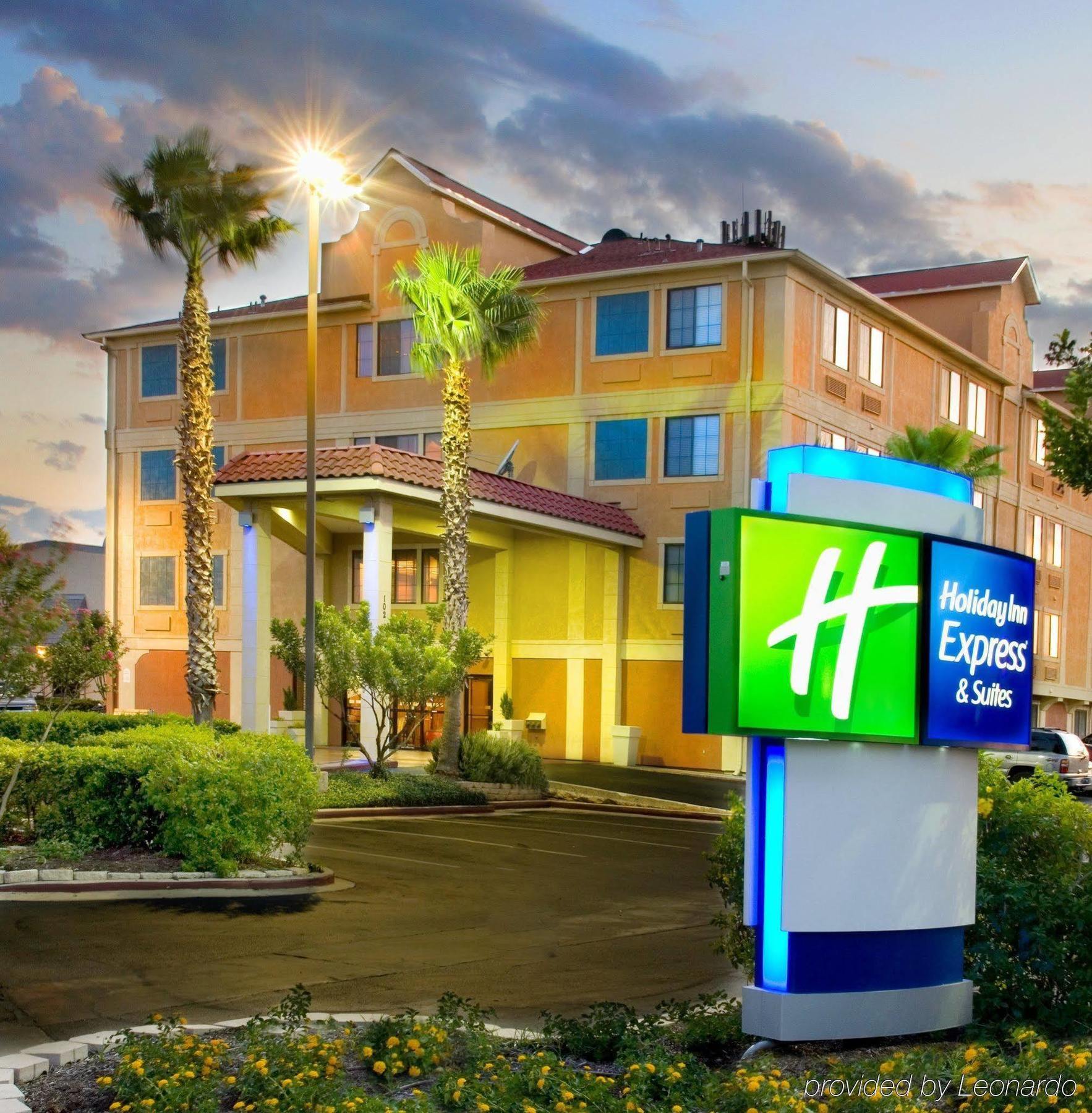 Holiday Inn Express & Suites San Antonio - Downtown Market Area By Ihg Kültér fotó